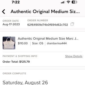 Re-posh Marc Jacobs Cream Medium Tote
Needs to be cleaned 
note some ink stains